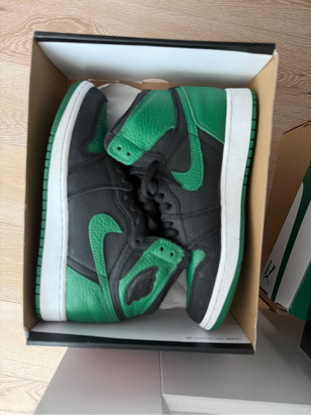 Pine green Jordan 1s 4.5Y